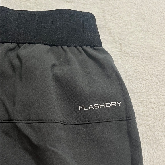 The North Face boys Charcoal Athletic Shorts - Picture 3 of 8